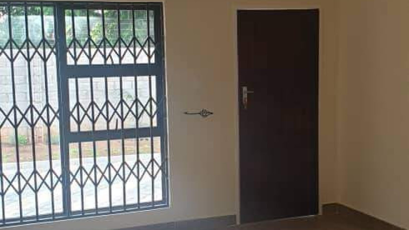 2-bedroom-flat-for-rent-in-makeni-big-0