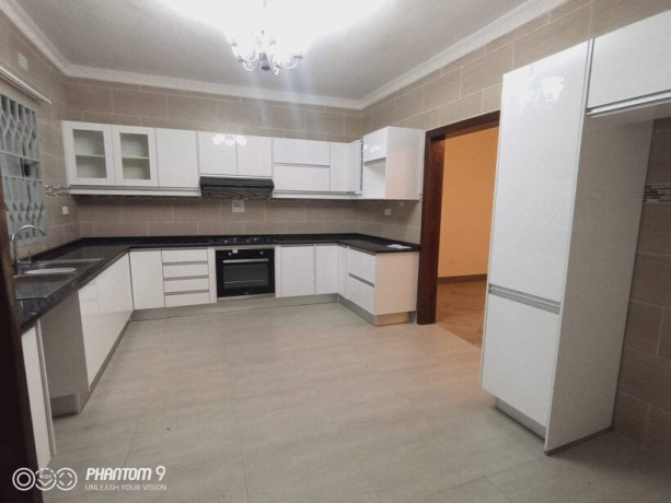 3-bedroom-flat-for-rent-in-chudleigh-big-2