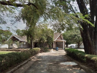 4-bedroom-house-for-rent-in-sunningdale
