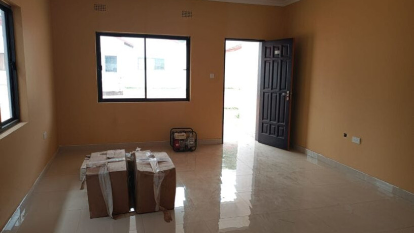 2-bedroom-flat-for-rent-in-makeni-big-6