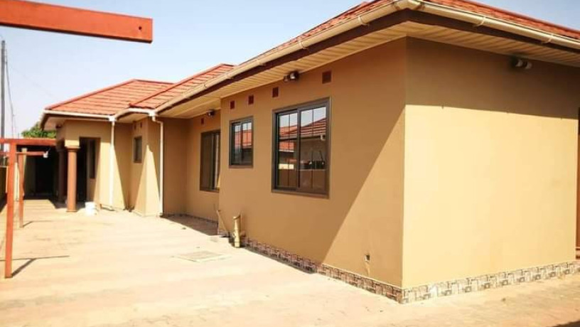 3-bedroom-house-for-rent-in-ibex-meanwood-big-2