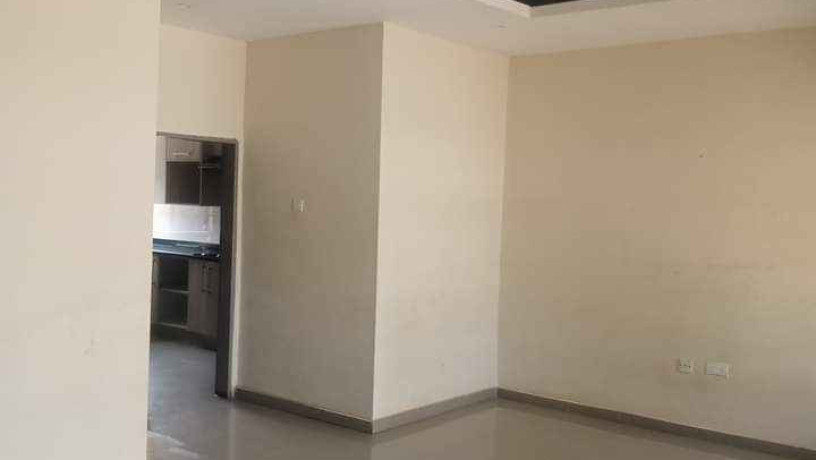 2-bedroom-flat-for-rent-in-chalala-big-3