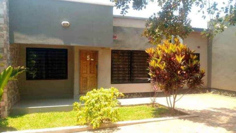 2-bedroom-flat-for-rent-in-chalala-big-6