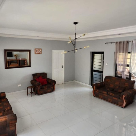 5-bedroom-house-for-rent-in-avondale-big-3