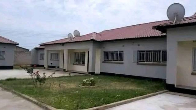 3-bedroom-flat-for-rent-in-chalala-big-2