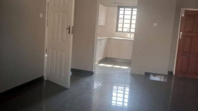 2-bedroom-flat-for-rent-in-woodlands-big-5