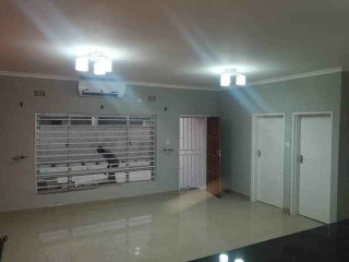 2 Bedroom Flat For Rent in Salama Park