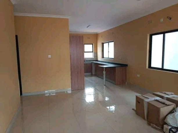 2-bedroom-flat-for-rent-in-makeni-big-2