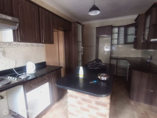 3-bedroom-house-for-rent-in-meanwood-kwamwena