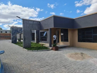 3-bedroom-flat-for-rent-in-ibex-hill