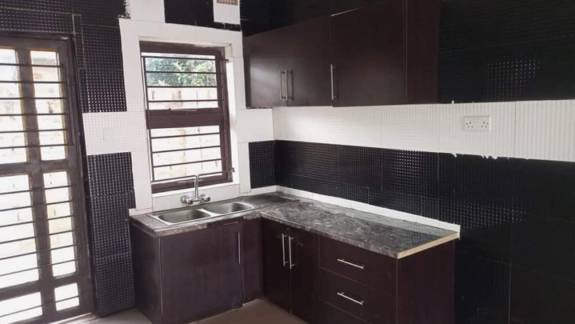 2-bedroom-flat-for-rent-in-chalala-big-2