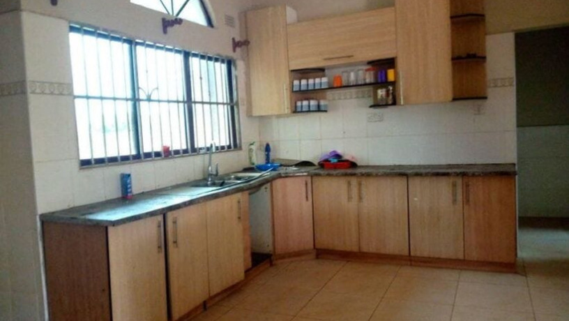 4-bedroom-standalone-house-rent-in-lilayi-big-0