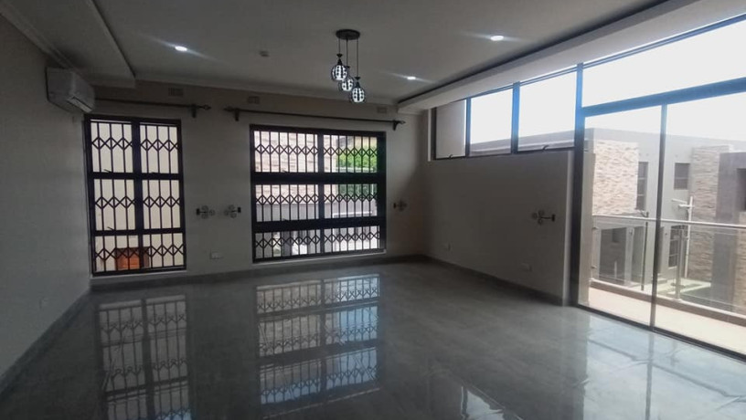 5-bedroom-apartment-for-rent-in-foxdale-big-0