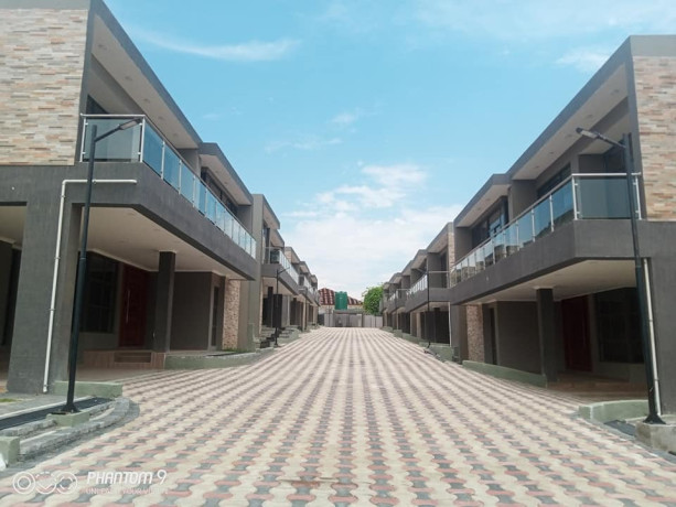 5-bedroom-apartment-for-rent-in-foxdale-big-7