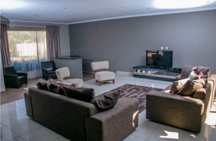 3-bedroom-apartments-for-rent-in-new-kasama-big-7