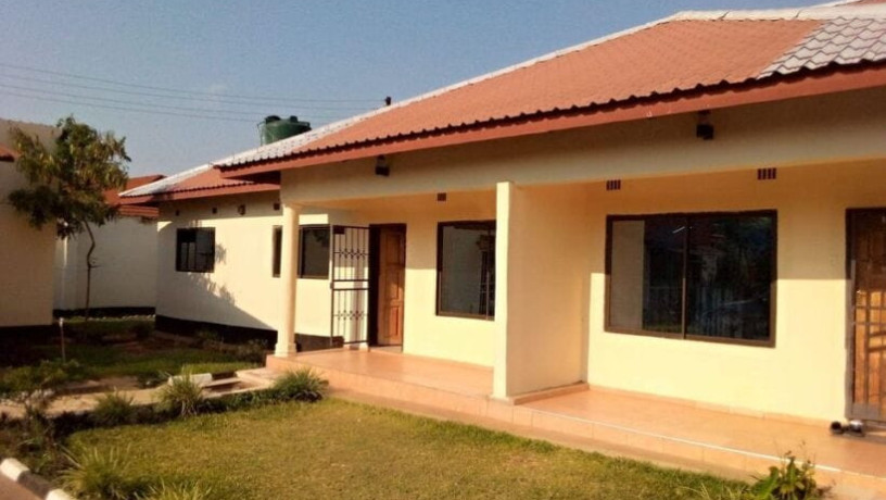 3-bedroom-flat-for-rent-in-woodlands-chalala-big-1