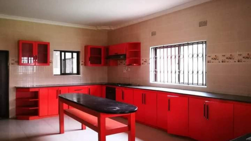 beautiful-4-bedroom-house-for-rent-in-eureka-park-big-2