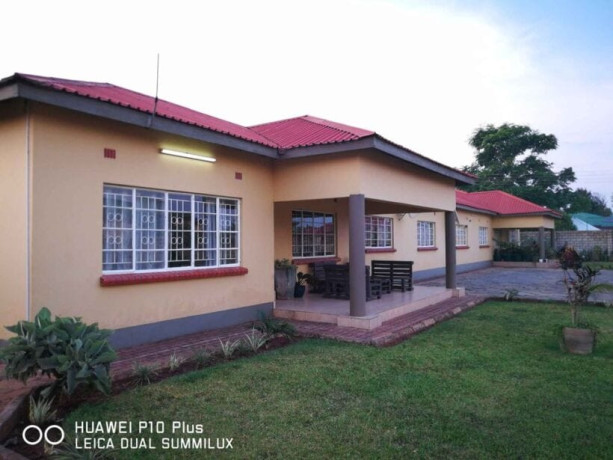 3-bedroom-flat-for-rent-in-chalala-big-7