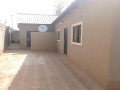 2-bedroom-flat-for-rent-in-ibex-hill-small-4