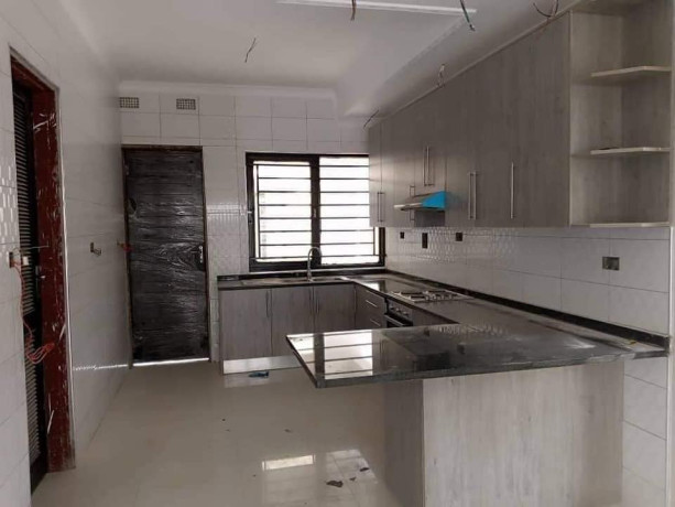 2-bedroom-house-for-rent-in-lilayi-big-5