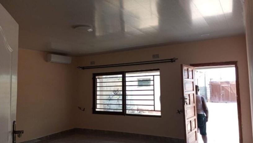 2-bedroom-flat-for-rent-in-lilayi-big-7