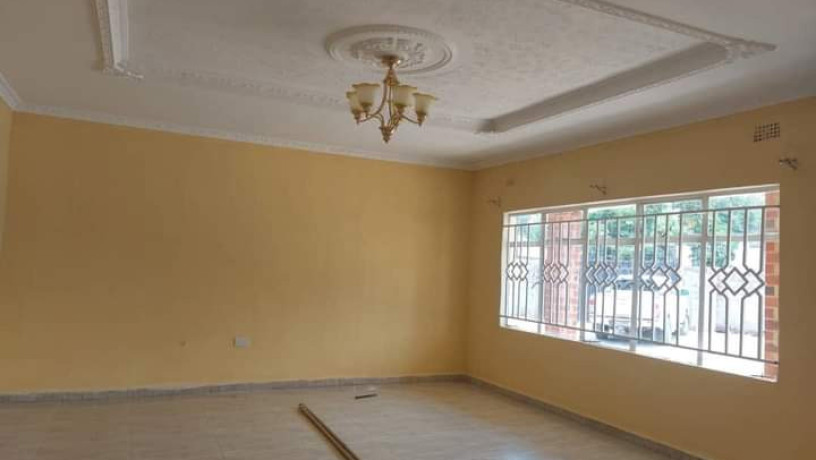 3-bedroom-flat-for-rent-in-salama-park-big-6