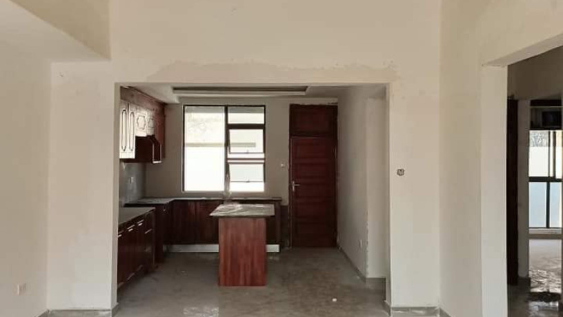 2-bedroom-flat-for-rent-in-lilayi-big-3