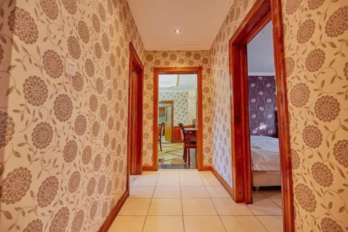 3-bedroom-apartments-for-rent-in-roma-big-6