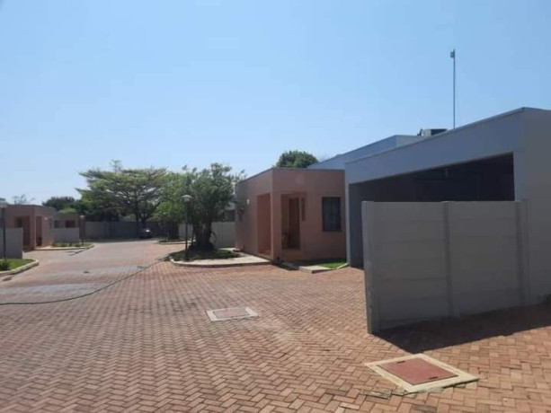 3-bedrooms-apartment-for-rent-in-mass-media-big-2