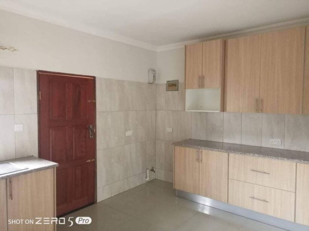 3-bedroom-apartments-for-rent-in-kalundu-big-2