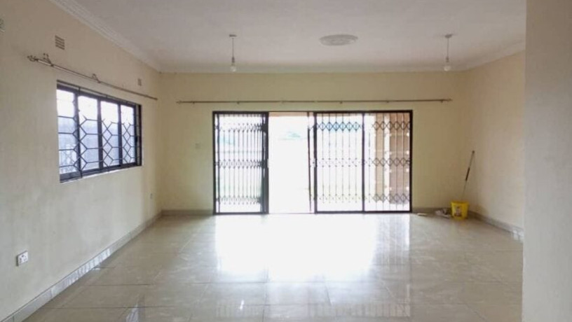 3-bedroom-standalone-flat-for-rent-in-makeni-big-5