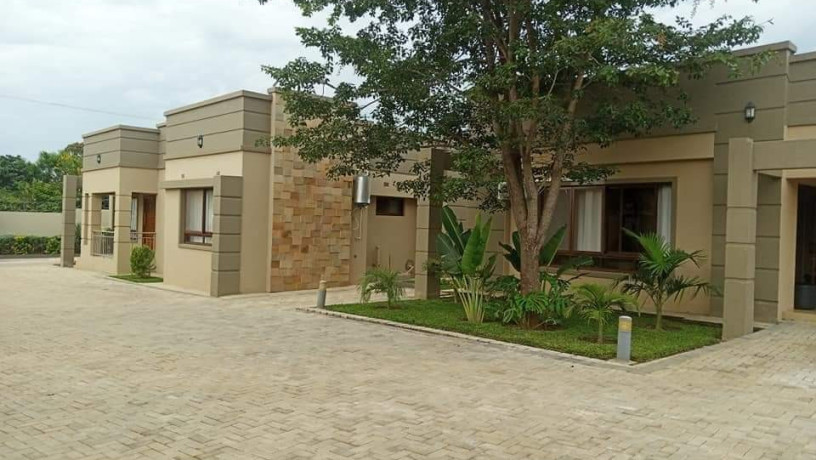 3-bedroom-flat-for-rent-in-chudleigh-big-0