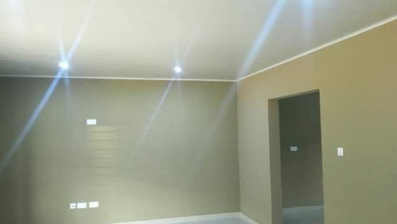 2-bedroom-flat-for-rent-in-chalala-big-3