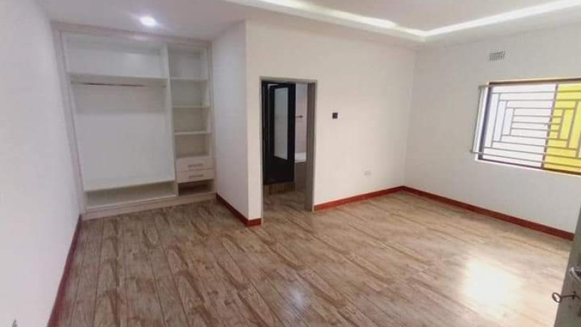 3-bedroom-flat-for-rent-in-olympia-big-3