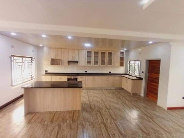 3-bedroom-flat-for-rent-in-olympia-big-2
