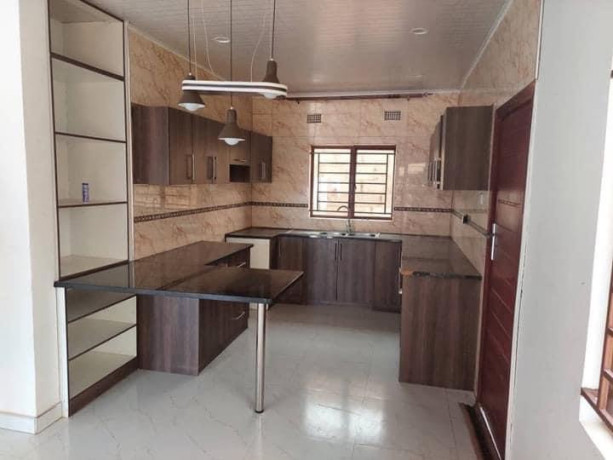 3-bedroom-apartment-for-rent-in-chalala-big-3