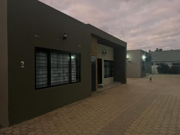 2-bedroom-flat-for-rent-in-meanwood-ibex-big-0