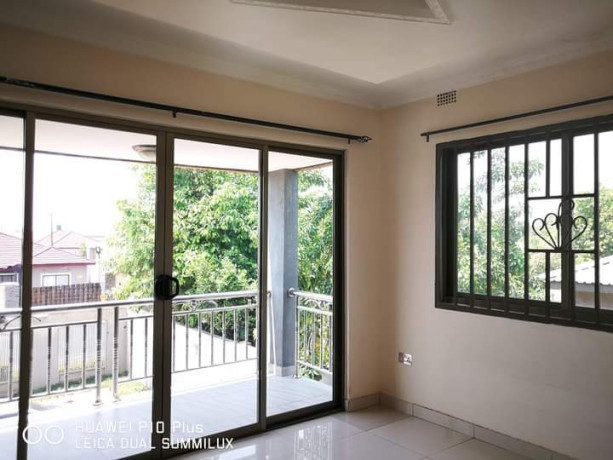 2-bedroom-flat-for-rent-in-ibex-hill-big-6