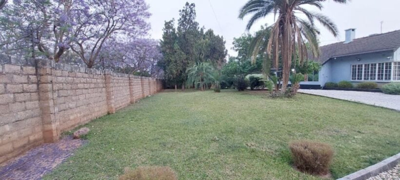 office-space-for-rent-in-rhodespark-big-2
