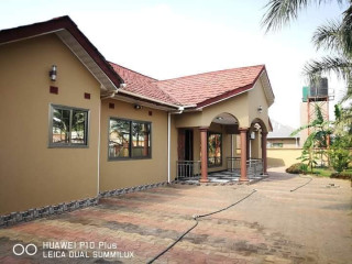 3-bedroom-house-for-rent-in-ibex-meanwood