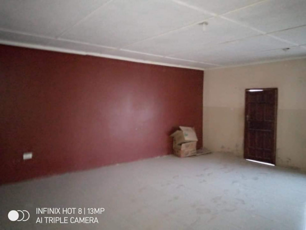 2-bedroom-flat-for-rent-in-chalala-big-4