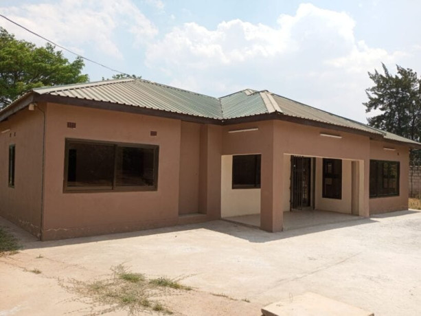 3-bedroom-house-for-rent-in-avondale-big-1