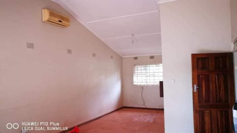 4-bedroom-house-for-rent-in-woodlands-big-3