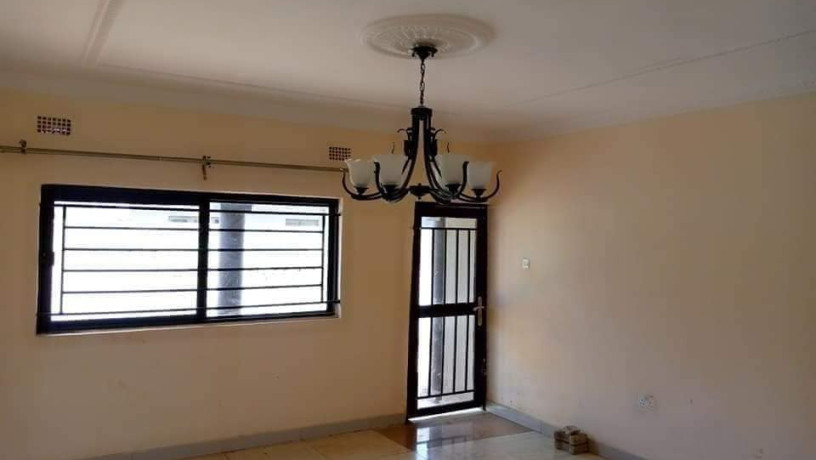 3-bedroom-flat-for-rent-in-chalala-big-1