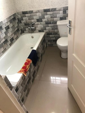 3-bedroom-flat-for-rent-in-chalala-big-7