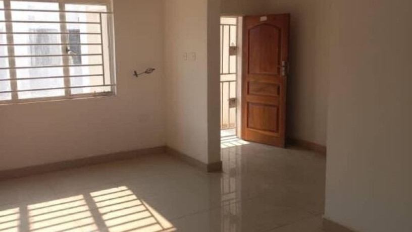 2-bedroom-flat-for-rent-in-woodlands-big-3