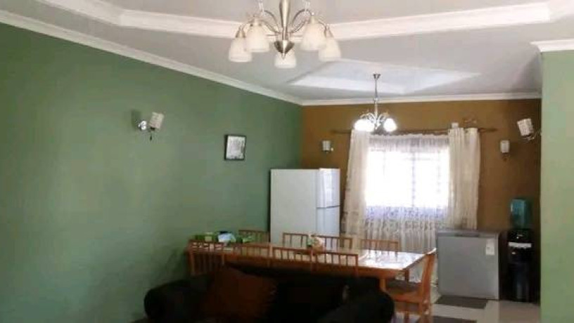 3-bedroom-flat-for-rent-in-chalala-big-3