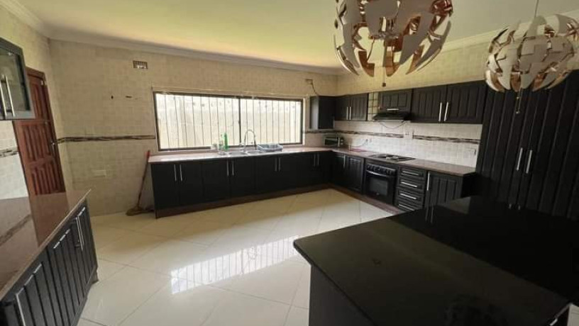 3-bedroom-apartments-for-rent-in-ibex-hill-big-4