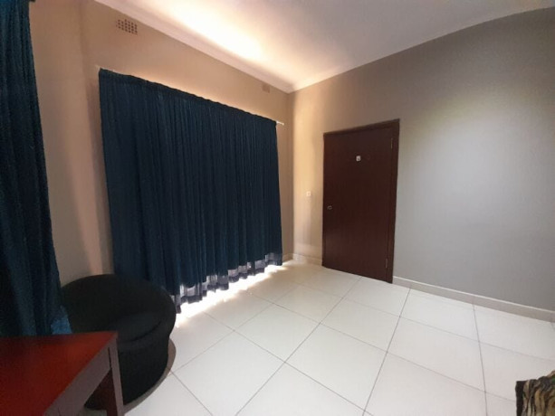 fully-furnished-3-bedroom-apartments-for-rent-in-roma-big-6