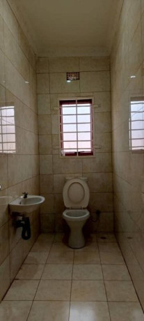 3-bedroom-flat-for-rent-in-meanwood-ibex-big-8